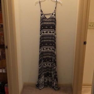 B&W Elephant Maxi Dress